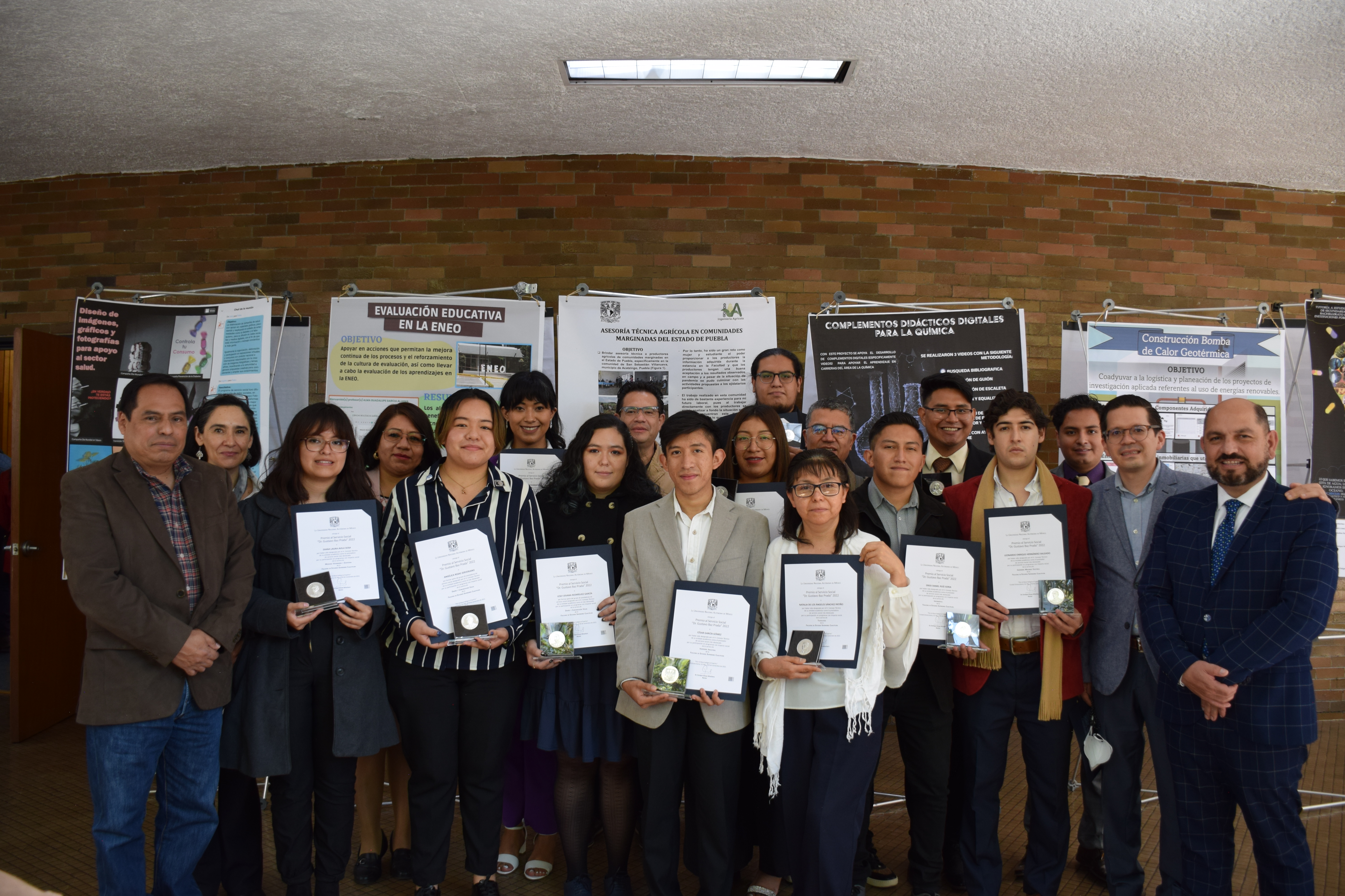 Otorgan Medalla Gustavo Baz Prada a 15 estudiantes de la FES Cuautitlán –  Gaceta Digital Comunidad